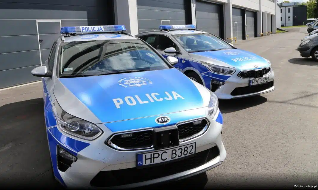 Policjanci w Oleśnicy Wspierają Osoby w Kryzysie Bezdomności w Ramach Akcji „Zima”